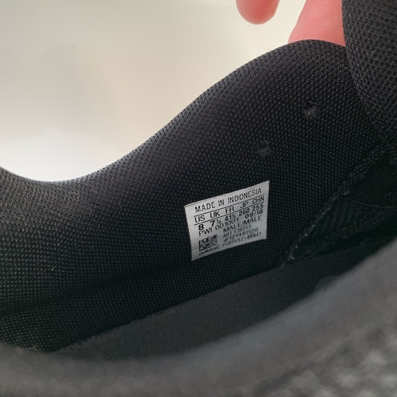 Adidas eqt training shoes - Picture 3 of 5